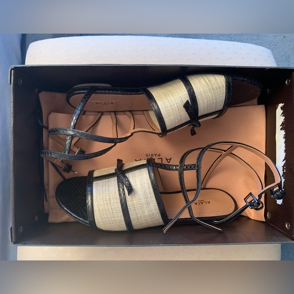 Alaia Women Sandals - Picture 8 of 8